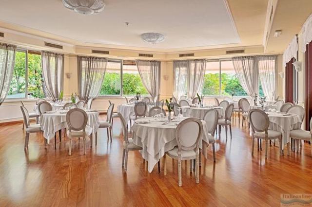 Hotel Paradiso