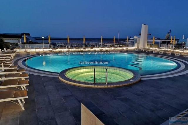 Hotel David