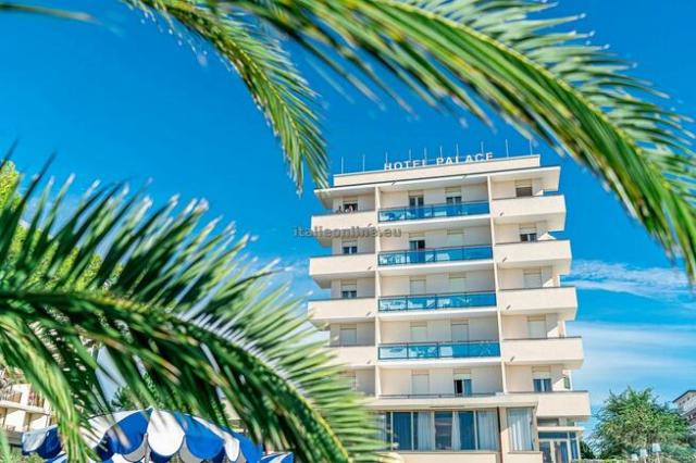 Hotel Palace