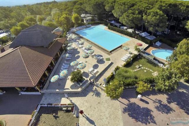 Camping Free Beach
