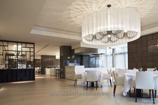 Hotel Almar