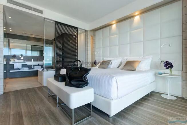 Hotel Almar