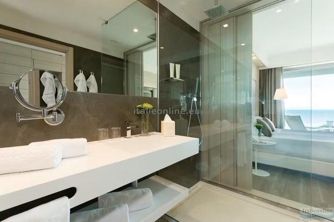 Hotel Almar
