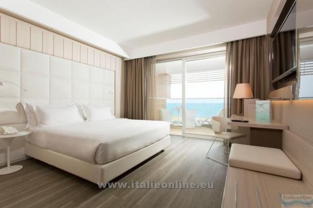 Hotel Almar