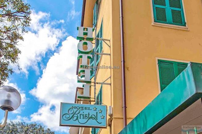 Hotel Bristol