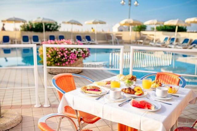 Hotel Condor