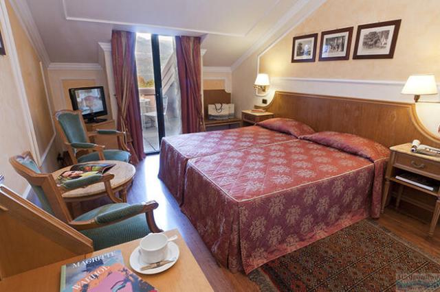 Hotel Grand Dino