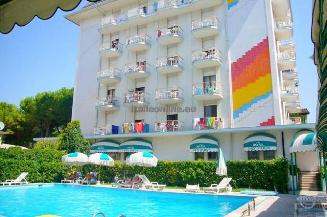 Hotel Heron