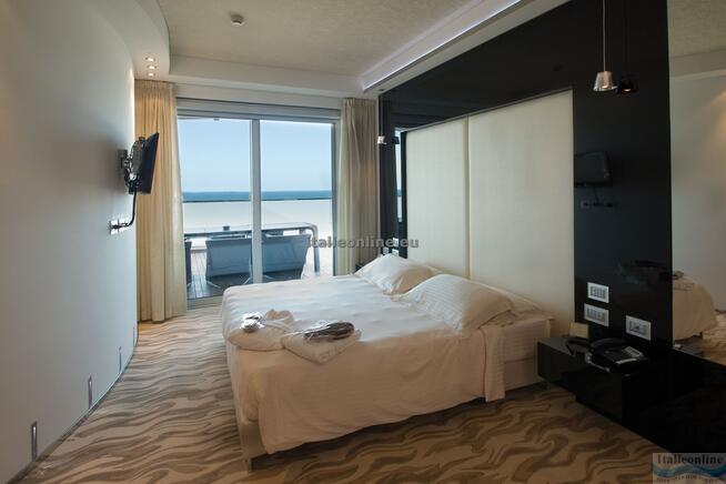 Hotel Premier & Suites