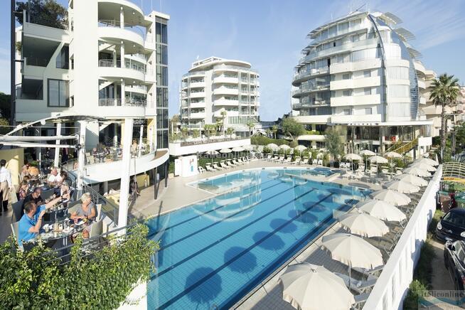 Hotel Premier & Suites