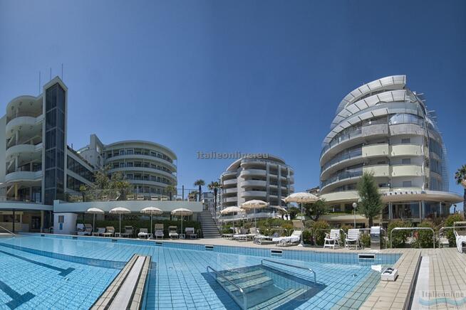 Hotel Premier & Suites