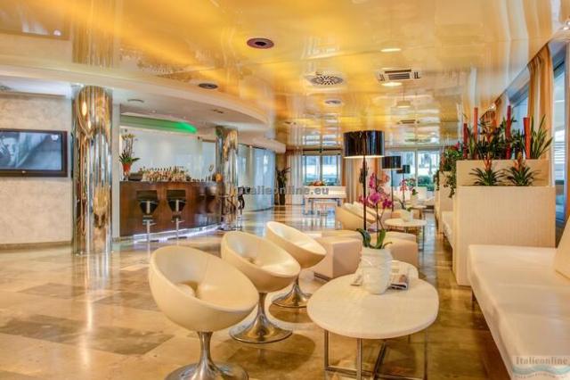 Hotel Premier & Suites