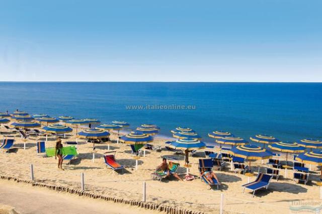 Villaggio Camping Baia Domizia