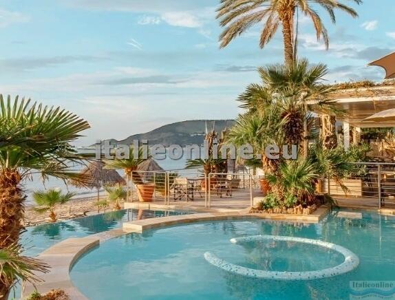 Mare Hotel