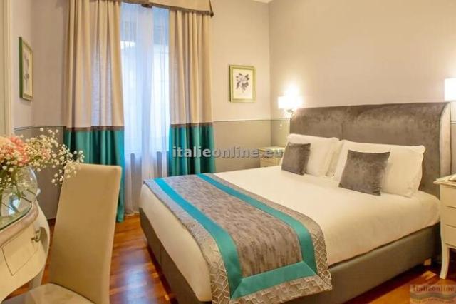 Hotel Jolanda