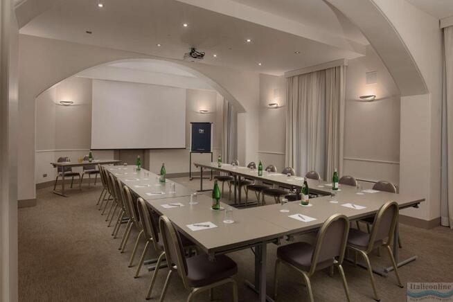 Hotel NH Genova Centro