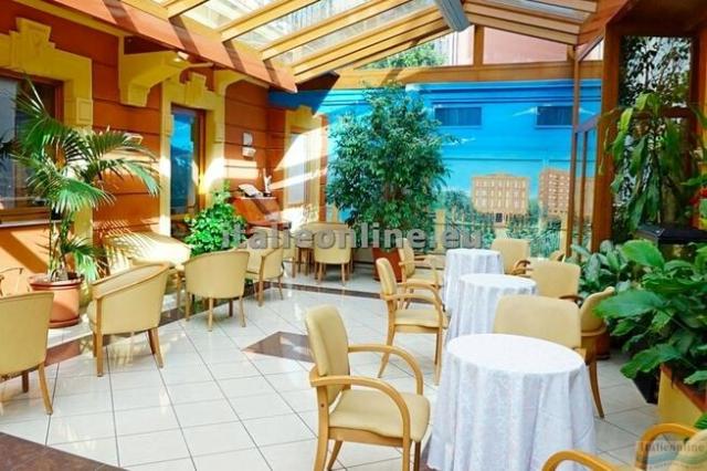 Hotel Careni Villa Italia
