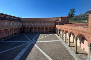 Casa Regina Montis Regalis