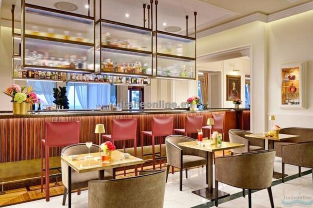 Hotel Royal