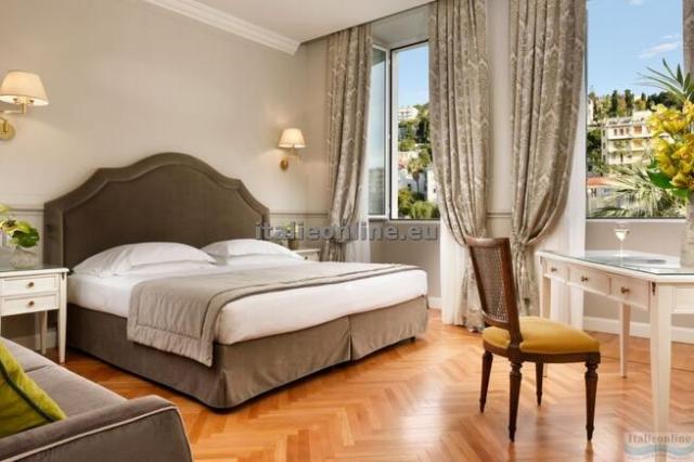 Hotel Royal