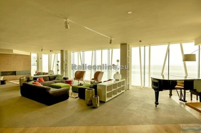 Hotel Charlie