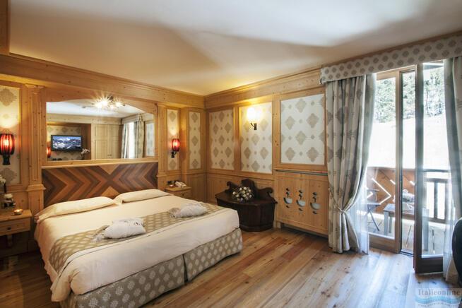 Cristal Palace Hotel