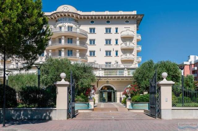 Palace Hotel