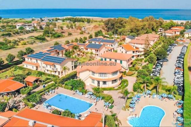 Club Esse Aquilia
