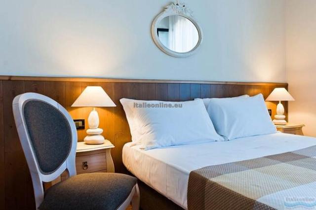 Hotel Ambassador