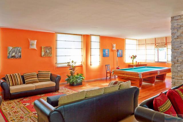 Hotel Capitol