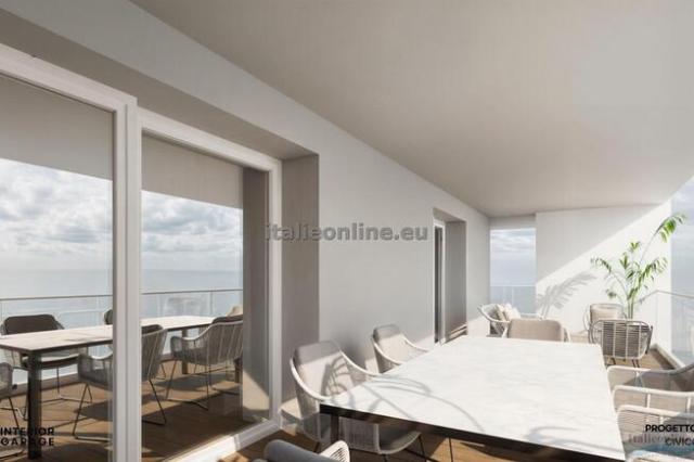 Central Suite