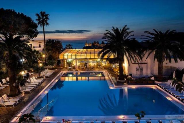 Hotel Royal Palm
