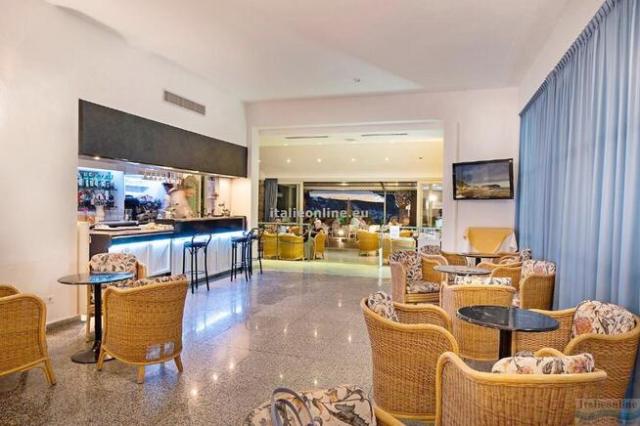 Hotel Royal Palm