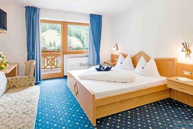Hotel Bergkristall SKI