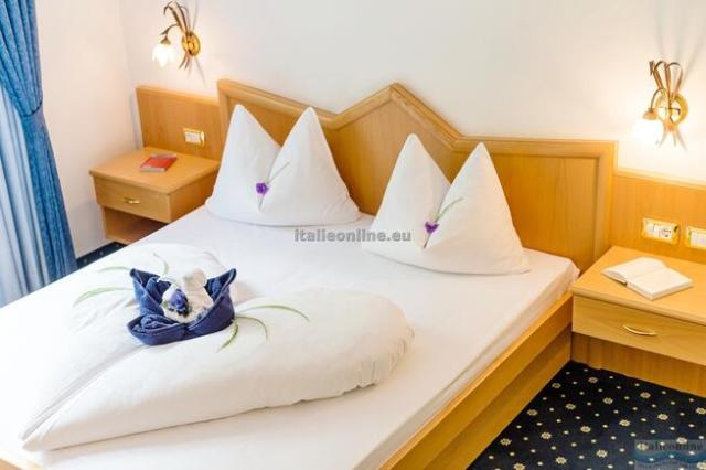 Hotel Bergkristall SKI