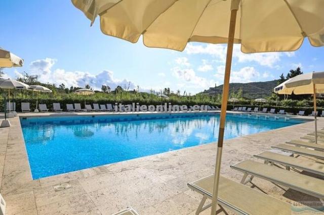 Hotel Club Lacona
