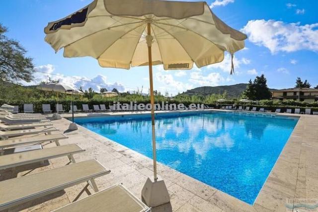 Hotel Club Lacona