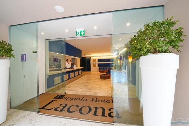 Hotel Club Lacona