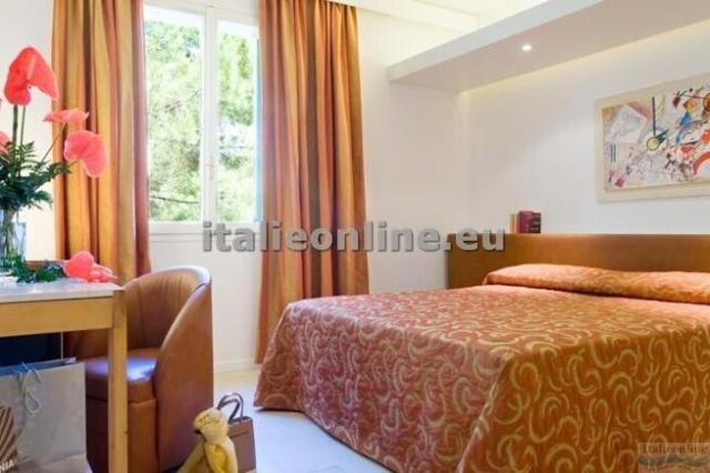 Hotel Club Lacona