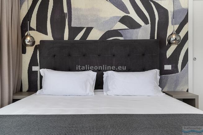 Hotel Cola