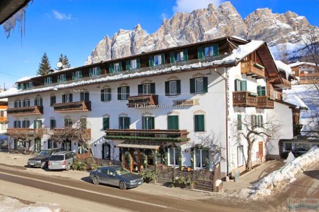 Hotel Menardi SKI