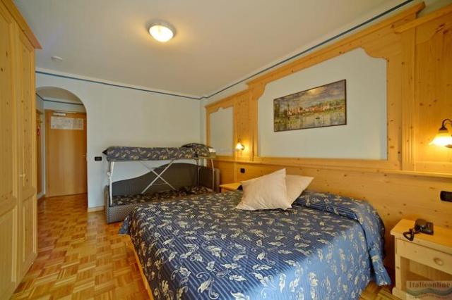 Hotel Canada SKI