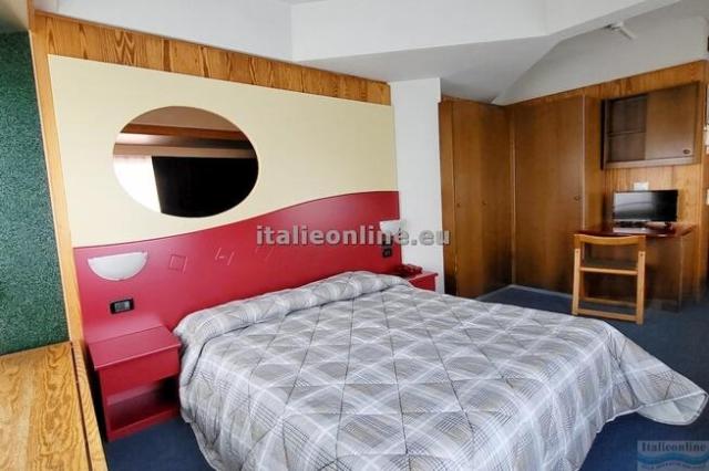 Hotel Solaria SKI