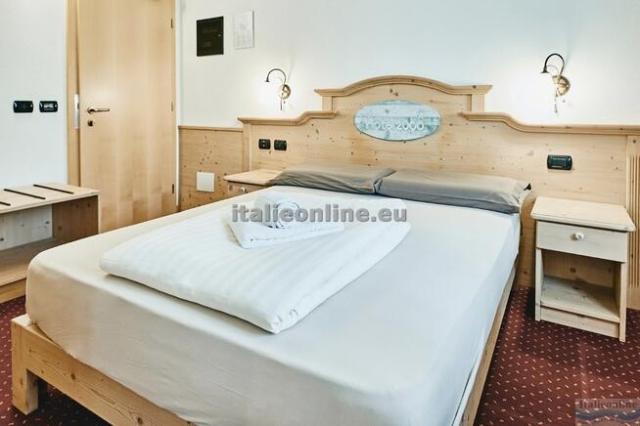 Hotel 2000 Eira SKI