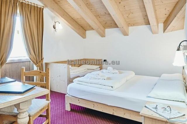 Hotel 2000 Eira SKI