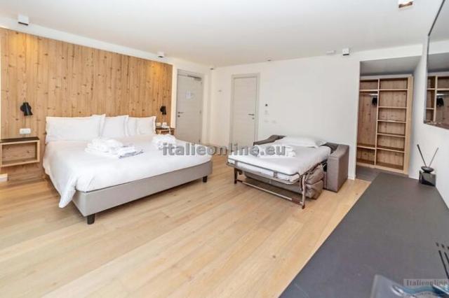 Hotel White Angel SKI