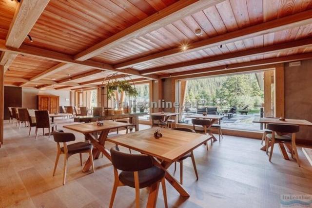 Hotel Au Charmant Petit Lac SKI