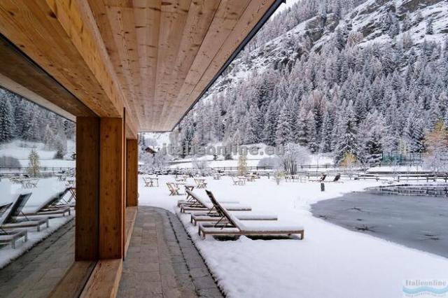 Hotel Au Charmant Petit Lac SKI