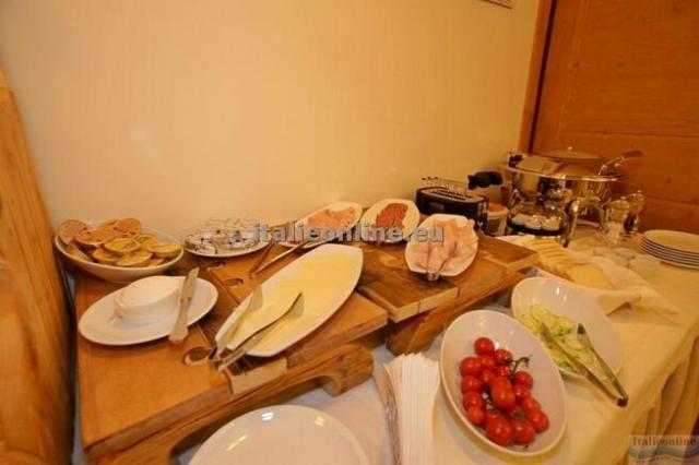 Aparthotel Adler