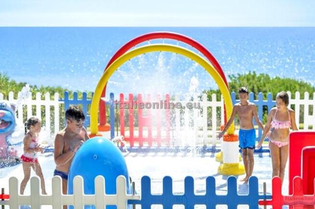 Serenusa Resort